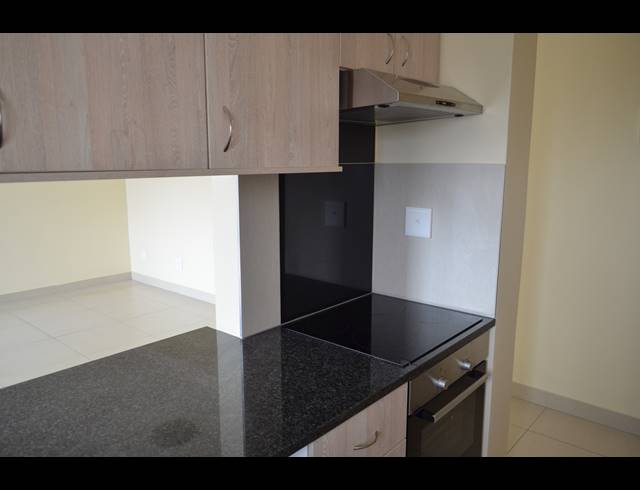 1 BEDROOM APARTMENT TO LET IN STRAND NORTH